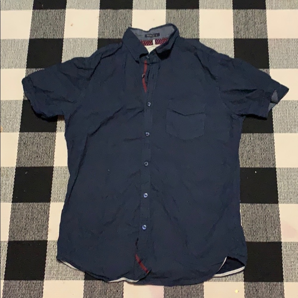 Two button down collar shirts Native Code $ Carbon - Picture 2 of 3